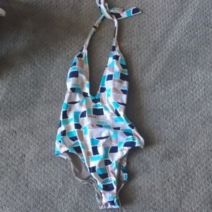 One piece bathing suit